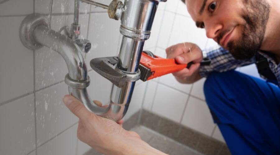Expert burst pipe repair services in Cowan, TN